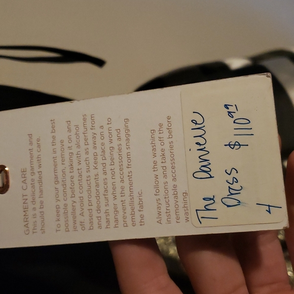 Forever Unique "Danielle Dress" - Picture 4 of 4